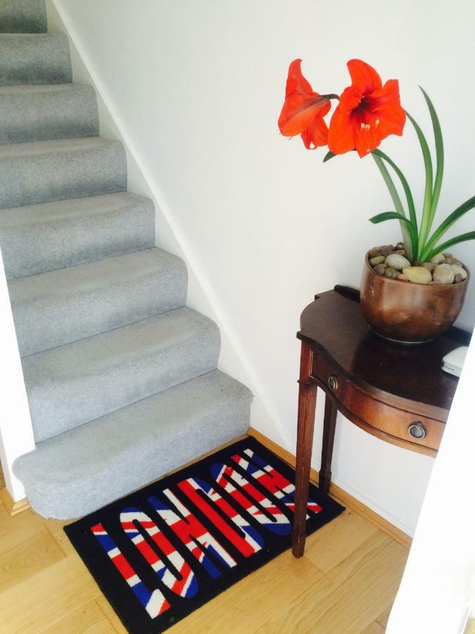 Simply Guesthouse London Ngoại thất bức ảnh